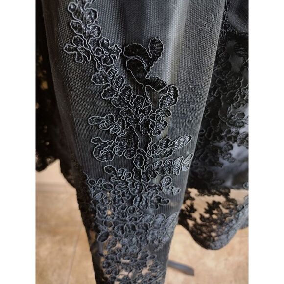 4@30.00 or 25.00 LADIES Plus Size Lace Blouse by Tonga Queen - Picture 11 of 16